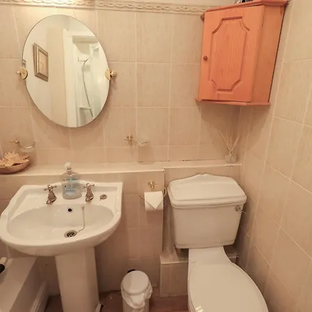 Peak View Apartment